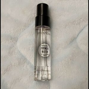 Refresh spray